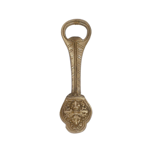 Ouvre-bouteille vintage en laiton avec motif Fleur de Lys gravé, en forme de clé, ouvre-bouteille manuel portable, outil de bar en métal - Product Image 1