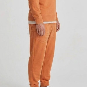 Traje Deportivo de Poliéster/Algodón Transpirable, Ligero, de Invierno, de Alta Calidad, con Bordado, para Hombre, Fabricado en Pakistán - Product Image 4