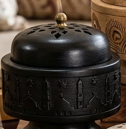 Quemador de Incienso de Cerámica Verde Vintage con Tapa, Diseño de Mezquita, Aroma a Oud, Hecho a Mano, Acabado de Alta Calidad, Personalizado, Marca A.B Handicraftly - Product Image 4