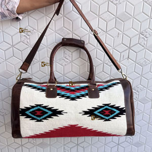 Bolsos de Viaje Grandes de Cuero Genuino con Diseño Único Estilo Vintage Azteca, Bolsos de Lona con Patrón Occidental, Multiusos - Product Image 1