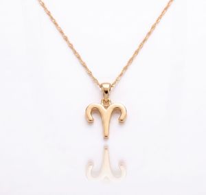 Collar con Colgante del Signo Zodiacal Aries en Latón Chapado en Oro, con Cadena de Caja y Piedra de Zirconia - Product Image 1