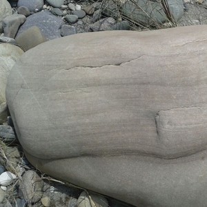 หินก้อนธรรมชาติและหินกรวดสำหรับจัดสวนและตกแต่งพื้นที่ริมน้ำ สวน บ้าน โรงแรม สถานรับเลี้ยงเด็ก และการใช้งานในอุตสาหกรรม - Product Image 6