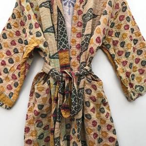 Nueva llegada indio hecho a mano viejo Kantha edredón Kimono chaqueta de invierno túnicas Kimono corto para mujer - Product Image 4