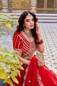 <b>Red</b> Embroidered Indian Wedding <b>Lehenga</b> Choli Set Floral Threadwork Net Dupatta Women's Festive Outfit - Product Image 2