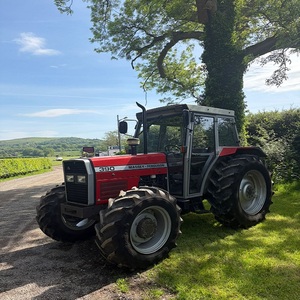 รถแทรกเตอร์ตีนตะขาบ Massey Ferguson 390 4x4 อันทรงพลัง เครื่องจักรกลการเกษตรพร้อมมอเตอร์ที่ออกแบบมาเพื่องานเกษตรที่หนัก ทนทาน และมีประสิทธิภาพ - Product Image 1