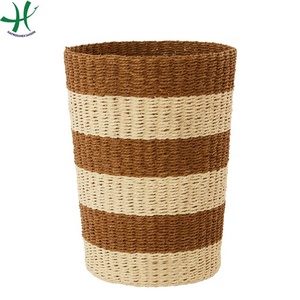 Panier de rangement ovale tissé à la main en jacinthe d'eau et en herbe de mer, avec cadre en métal, gratuit - Product Image 5