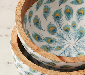 Tazón de Madera Hecho a Mano con Estampado de Plumas de Pavo Real Estilo Bohemio, Tazón para Ensalada de Madera de Acacia Natural - Product Image 2