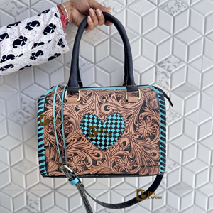 Sac à main Speedy en cuir sculpté à la main de haute qualité, style bohème gypsy, sac à bandoulière fait main, élégant, pour femmes, style western - Product Image 1
