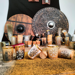 Tasse à boire en corne de buffle naturelle gravée et polie, écologique, style Viking, faite à la main, avec logo personnalisé, pour médeïte médiévale - Product Image 5