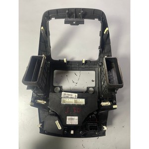 Piezas de automóvil usadas JD211568 compatibles con el panel de control de clima Hyundai, bisel de radio para calefacción y aire acondicionado, i30 Elantra, piezas de automóvil coreanas. - Product Image 1