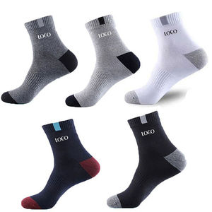 Services de Gros Chaussettes Décontractées Unisexe Homme Personnalisées Nouvelle Arrivée Meilleur Design Chaussettes Thermiques Auto-Chauffantes en Spandex/Polyester à Séchage Rapide - Product Image 4