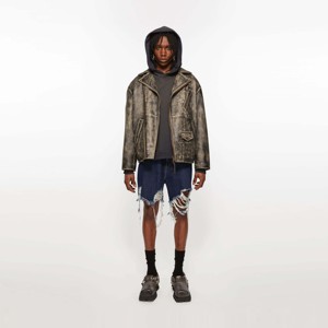 Distressed Super Baggy Fit Mid Waist Wide Leg <b>Knee</b> Length Leather <b>Patch</b> Detail Mens Streetwear Denim Shorts Denim Shorts - Product Image 6