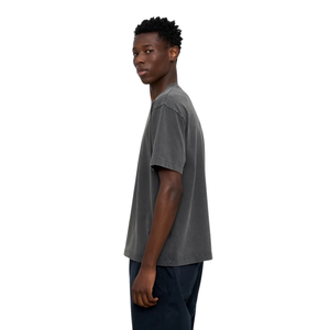 Camiseta de Hombre Oversize con Cuello Redondo y Manga Corta, Logo en el Pecho, Corte Holgado, Estilo Jersey, Fabricante de Ropa Personalizada OEM al por Mayor - Product Image 1