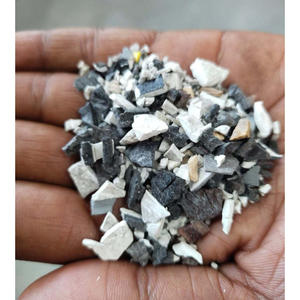 Fournisseur en gros de granulés de PVC recyclé pour fenêtres, matériau propre et sec pour la production de tuyaux, feuilles et profilés en PVC - Product Image 6