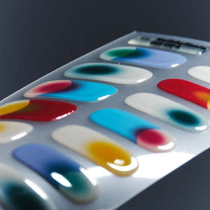 Autocollants d'Ongles Manucure Coréens 100% Véritables Qualité Salon, Gel UV Usage Unique, Design Personnalisé, Végétalien, Non Testé sur les Animaux, Non Toxique - Product Image 3