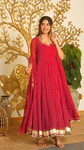 Red Traditional Indian Pakistani <b>Women</b> <b>Kurta</b> Set With Dupatta Loose Fit Ethnic Outfit Floor-Length Cotton Material All Seasons - Product Image 4