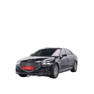 Genesis G90 3.3 T AWD avec boîte de vitesses automatique, sièges en cuir, caméra arrière - Août 2020, 74 143 km - Product Image 1