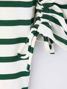 Camiseta de Manga Larga para Niña, Rayas Verdes y Blancas, Cuello Redondo, Corte Regular, Dobladillo con Cordón, Tela Suave y Transpirable, Estilo Casual, Bangladesh - Product Image 3