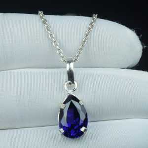Colgante de Tanzanita Bicolor con Corte de Pera, Plata de Ley 925, Collar Boho Hecho a Mano - Product Image 4