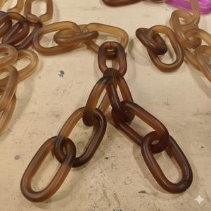 Chaîne à maillons en résine écologique de haute qualité, grands maillons, multicolores, tailles personnalisables, faite à la main, décoration d'intérieur - Product Image 3