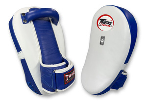 Durable Martial Arts Kick Pad for Muay Thai Boxing and MMA Training Practice Target with Reinforced Handles - Product Image 5