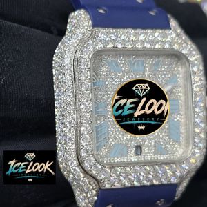 ICELOOK นาฬิกาควอทซ์ทรงสี่เหลี่ยมหรูหรา ขอบหน้าปัดคริสตัลแซฟไฟร์ สายซิลิโคนสีน้ำเงิน หน้าปัดอนาล็อก แสดงวันที่ โครโนกราฟ 40 มม. 20 มม. สำหรับทุกเพศ - Product Image 4