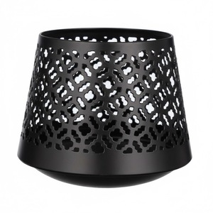 Porte-bougie cylindrique en cuivre tendance avec découpe géométrique pour la décoration intérieure, les mariages et les tables de Noël - Product Image 4