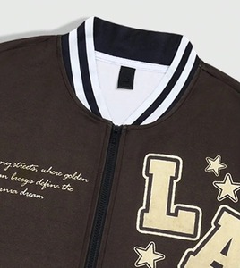 แจ็คเก็ตหนังวิทยาลัยปักลายแบบพรีเมียมสำหรับผู้ชาย สไตล์ Letterman รับผลิตแบบ OEM ODM พร้อมบริการตัวอย่างจากโรงงาน - Product Image 3