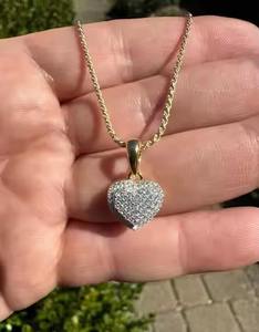 Pendentifs en forme de cœur 3D en MOISSANITE pour femmes, or 14 carats sur argent sterling 925, 4 tailles : 8 mm, 10 mm, 12 mm, 15 mm, Passe le testeur de diamants - Product Image 1