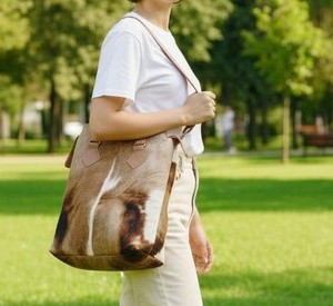 Daily Use Customizable Custom Leather Hair on <b>Tote</b> <b>Bag</b> Women <b>waterproof</b> Anti Bacterial breathable design logo Hair on <b>Tote</b> <b>Bag</b> - Product Image 1