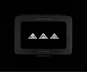 เพชรทรงสามเหลี่ยมคู่ 1.00 กะรัต, ขนาด 3.2 x 5.2 มม., เพชรเพาะเลี้ยงในห้องปฏิบัติการ, เพชรขาวสร้างในห้องปฏิบัติการ สำหรับแหวนหมั้นและชุดต่างหู - Product Image 3