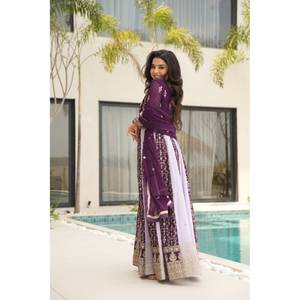 Belle robe indienne et pakistanaise avec Dupatta pour une tenue de fête - Product Image 2
