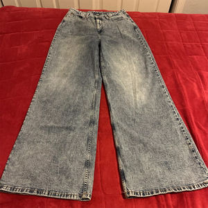 Jean baggy pour femme OEM, coupe ample et oversize, taille haute, en denim, style décontracté et streetwear, fournisseur en gros - Product Image 1