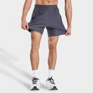 Pantalones Cortos Deportivos de Gimnasio para Hombre, Personalizados al por Mayor, Transpirables, de Secado Rápido, Cintura Elástica Media, Poliéster, Diseño Sólido, con Bolsillos - Product Image 4