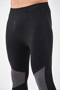 Leggings de compression haut de gamme pour hommes pour l'entraînement intensif en salle de sport avec un soutien musculaire avancé et une couverture complète des jambes - Product Image 2