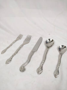 Juego de cubiertos de acero inoxidable pulido espejo respetuoso con el medio ambiente hecho a mano estilo europeo de la India al por mayor a granel para regalos - Product Image 2