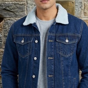 Veste en jean décontractée d'hiver personnalisée, écologique, avec col en sherpa pour hommes |   Veste de camionneur doublée en polaire avec fermeture éclair |   Effet délavé vintage - Product Image 4