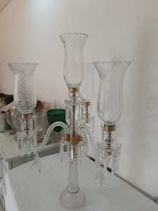 Candélabre en cristal Ashok International à trois bras coniques, en verre transparent, fait main, de haute qualité, décoration d'intérieur durable - Product Image 2