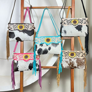 Best-Selling High Quality Sunflower Design Tooled Leather <b>Boho</b> Fringe <b>Bags</b> Low Price Cowhide Leather Crossbody Handbag For Women - Product Image 5