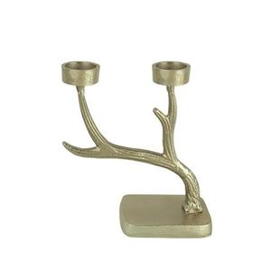 Porte-bougie en forme de cerf sculpté à la main avec base en bois pour la décoration de Noël, présentation sur table - Product Image 3