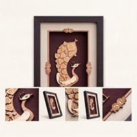 Décoration murale encadrée en bois 3D faite à la main, Paon Royal en relief, pour salon et maison