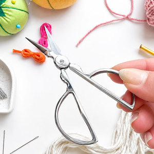 High Quality Roly Poly Embroidery Scissors Sharp <b>Needlework</b> Snips for Tailors and Crafters - Product Image 2