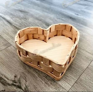Accesorios de Fotografía de Madera para Bebés, Forma de Corazón, de Bambú, Estilo Simple, Marca Ecowoodies, de 0 a 3 Años, Venta al Por Mayor, Alta Calidad - Product Image 5