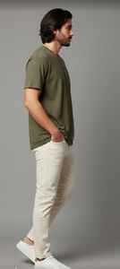 เสื้อยืด Elite Olive Moss Essential – ผ้าฝ้ายเนื้อนุ่มพรีเมียม น้ำหนักเบา ดีไซน์มินิมอลพร้อมลายตราสัญลักษณ์โทนสีเอิร์ธโทน รุ่นลิมิเต็ดอิดิชั่น - Product Image 2