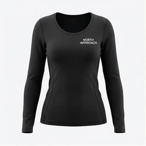 เสื้อโยคะแขนยาวคอวีสีดำล้วนสำหรับผู้หญิง ยี่ห้อ North Approach ผลิตจากโพลีเอสเตอร์ ระบายเหงื่อได้ดี เหมาะสำหรับเล่นกีฬา - Product Image 1