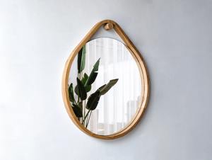 Miroir mural en bois sculpté à motifs floraux, miroir mural artisanal en bois pour la décoration intérieure, miroir suspendu en gros, accessoire décoratif - Product Image 3