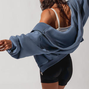 Sudadera informal extragrande con capucha y cremallera para mujer, de color liso, manga larga, hombros caídos, de punto de algodón transpirable con bolsillos de forro polar, para otoño, OEM - Product Image 3