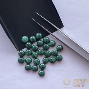 Pierres précieuses Jaipuri : Cabochons en malachite verte naturelle, pierres semi-précieuses lâches de 6mm à 10mm, polies et traitées - Product Image 4