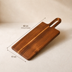 Planche à découper en bois d'acacia de qualité supérieure avec longue poignée, planche à découper en bois faite à la main pour la cuisine, le restaurant et la présentation des aliments - Product Image 3