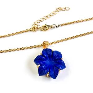 Colgante de flor de lapislázuli AAA tallado a mano, collar de flor de cristal para mujer, colgante de piedra preciosa, joyería hecha a mano - Product Image 4